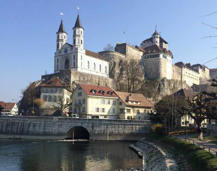 Skandal! Shoqata Kulturore në Aarburg të Zvicrës vepron prapa shpinës së anëtarëve! Skandal! Shoqata Kulturore në Aarburg të Zvicrës vepron prapa shpinës së anëtarëve!